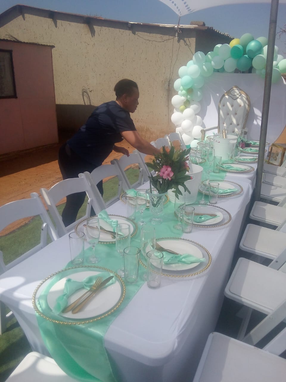 Mint & White Event Table Setup